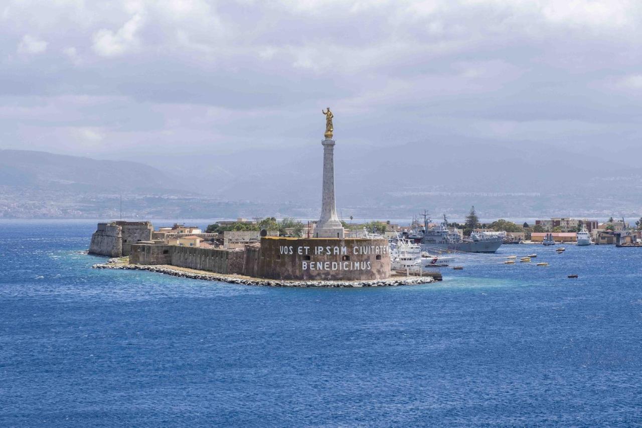 Miti Dello Stretto Messina